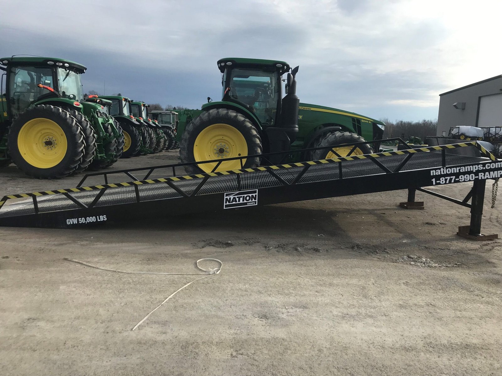 Equipment Loading Ramp for tractors