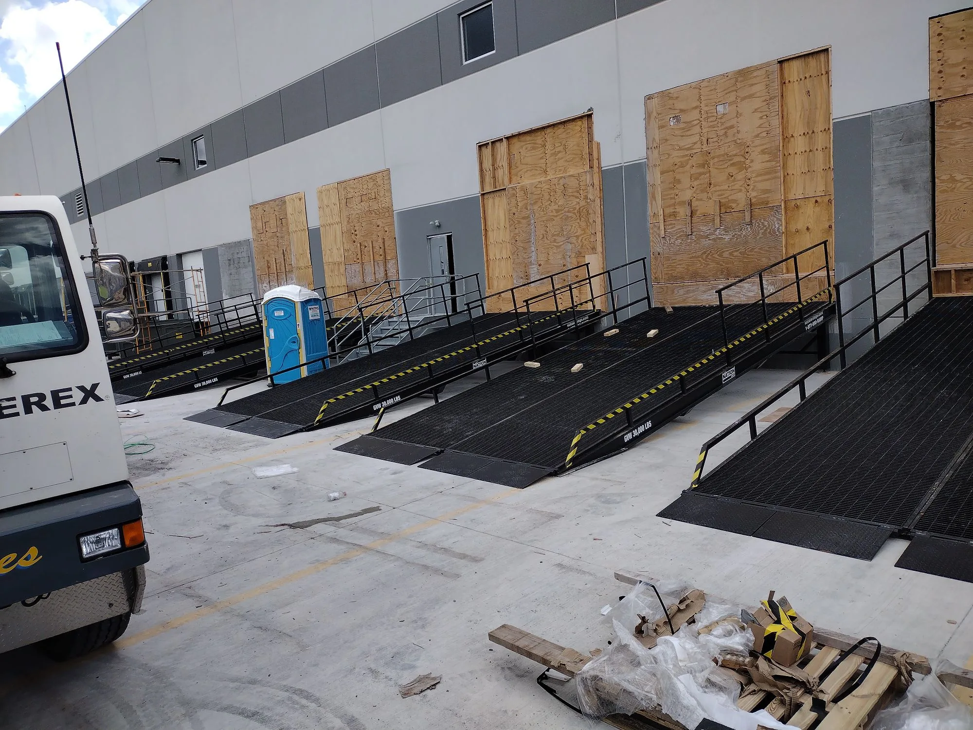 used dock to ground ramp