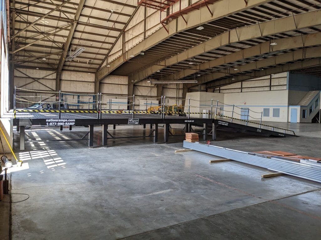 cross docking airport hangar